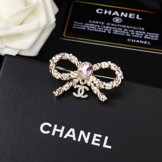 Chanel Fall/Winter Collection Diamond Pink Double C Brooch A Uniquely Designed P