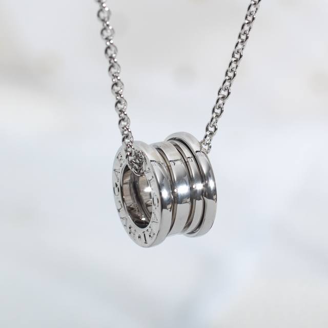 B.Zero1 Rock Series Draws Inspiration From The Famous Circular Amphitheater, The