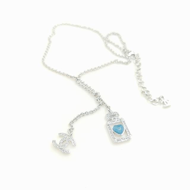 Ch*Nel Latest Blue Heart Perfume Bottle Necklace, Zp Brass Material