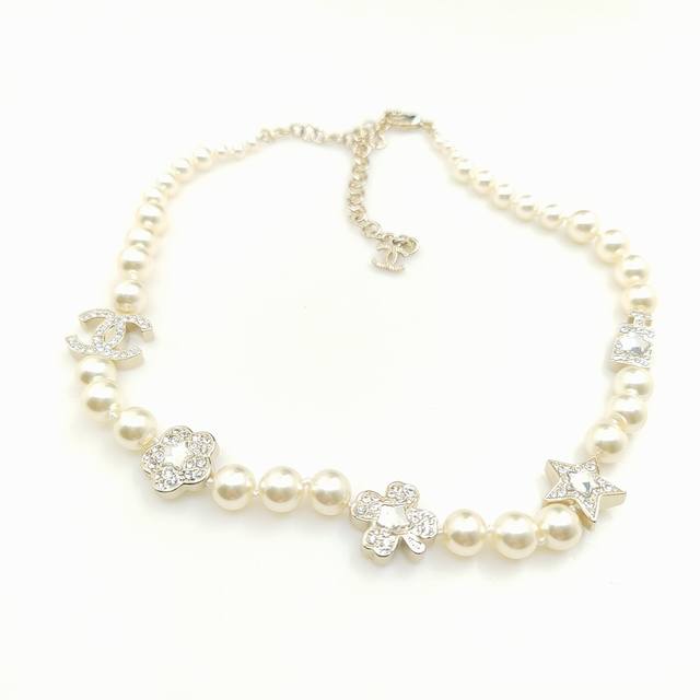Ch*Nel Latest Light Gold Multi-Element Pearl Necklace, Zp Brass Material