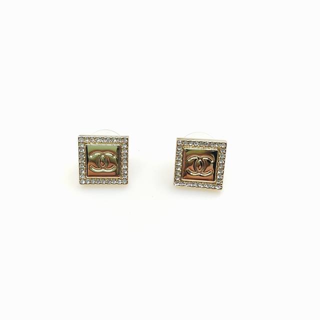 Ch*Nel New Arrival Light Gold Square Earrings, Consistent Zp Brass Material