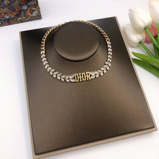 Number Dxl0039 Dior Original New Item Olive Leaf Series Marble Leaf Crystal Neck