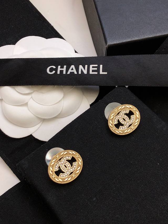 Chanel Ear Studs, Hot-Selling New Arrival, Consistent Zp,Available In Stores Cha