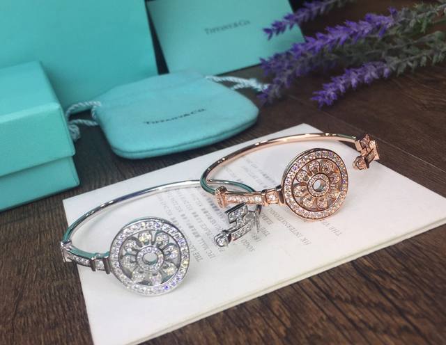Tiffany & Co. New Elastic Key Bracelet Keys Sunflower Design Full Diamond Bracel