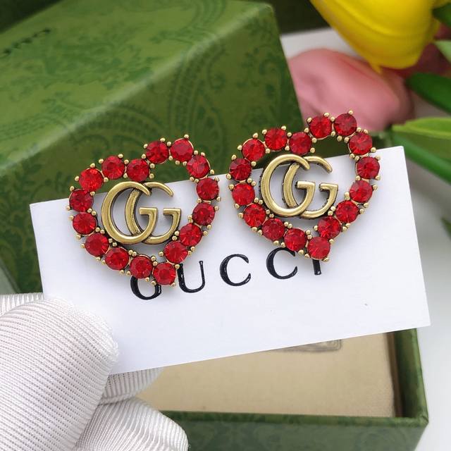 Number Ged0077 Gucci New Double G Red Diamond Heart Earrings