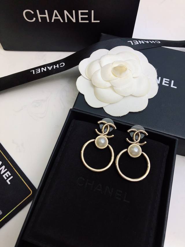 Chanel New Three-Ring Ear Studs Look Stunning When Worn. Sometimes, The Seemingl