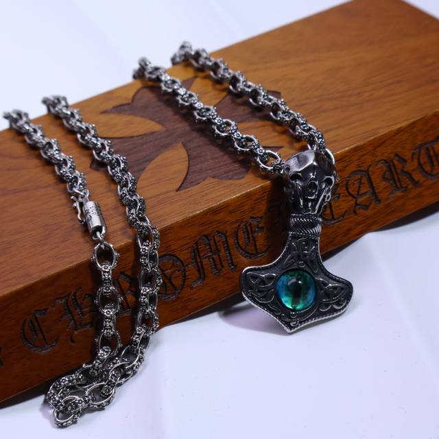 Premium Edition] Croce Croce Handcrafted Chain Necklace With A Cross And Scout F
