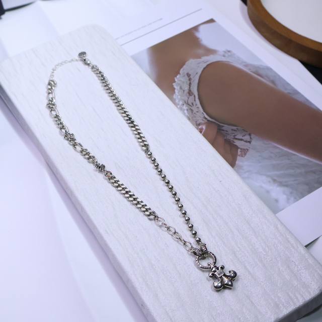 New Arrival] Chrome Hearts Necklace, Featuring Unique Floral Patterns And Design