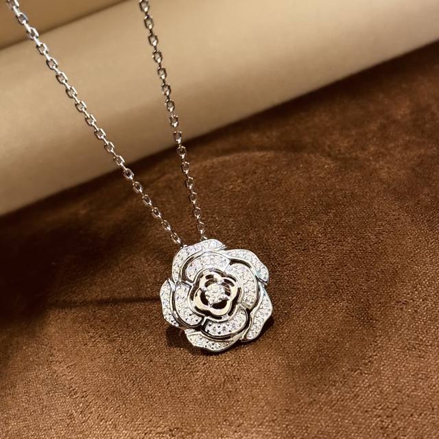 A0029 Classic Camellia Lace Necklace Bouton De Camelia Series Inspired By The Ic