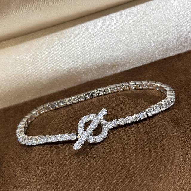 A1029 H-Style Bar, Full-Diamond Small Q Bracelet, Stunningly Beautiful And Dazzl