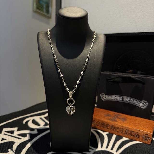New Arrival, Boutique Quality Chrome Hearts Classic Twisted Chain Necklace With