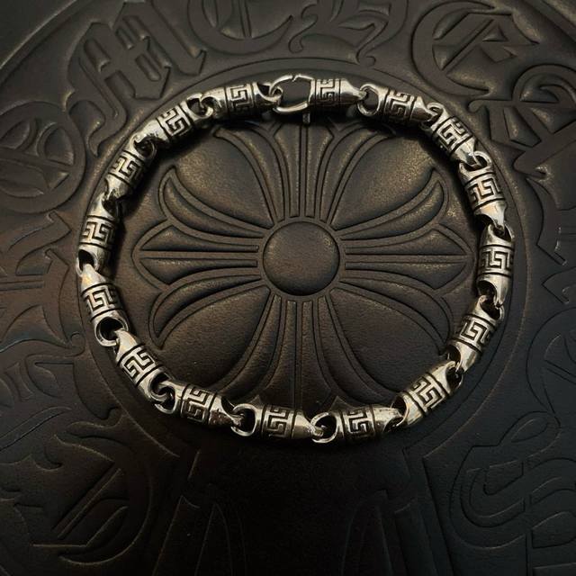 New Arrival, Counter Quality Chrome Hearts Classic Retro Bracelet. The Unique Te