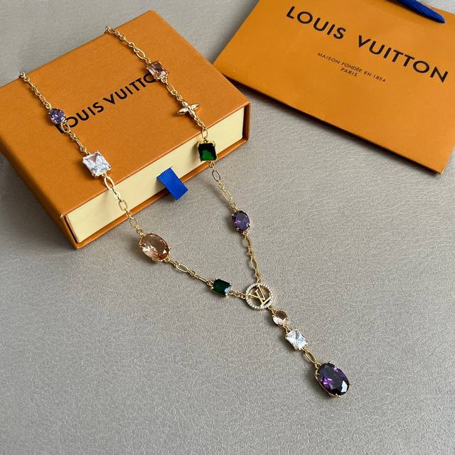 Exclusive Real-Life Photos! Luxury Jewelry Custom-Made Lv Necklace, Elegant, Uni