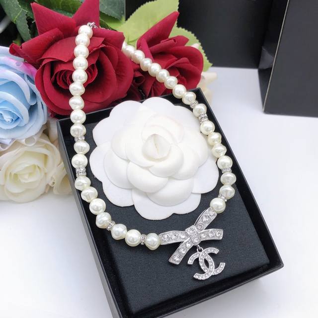Id Xxl0199 Ch*Nel Latest Pearl Butterfly Knot Necklace, Zp Brass Material