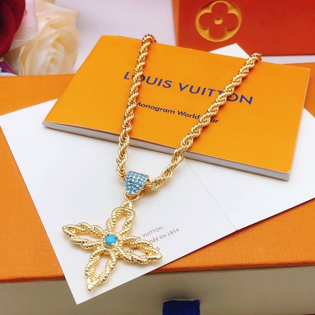 Model No. Lxl0172 Lv*Latest Twisted Necklace, Zp Brass Material