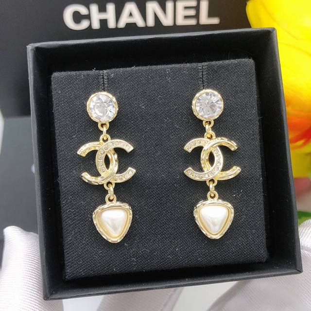 Code Xed0794 Ch Nel Autumn/Winter Small Heart Double C Fringe Earrings