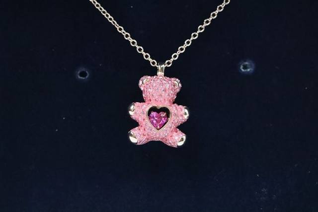 Swarovski Heart-Shaped Pink Diamond Teddy Bear Necklace And Earring Set Let This