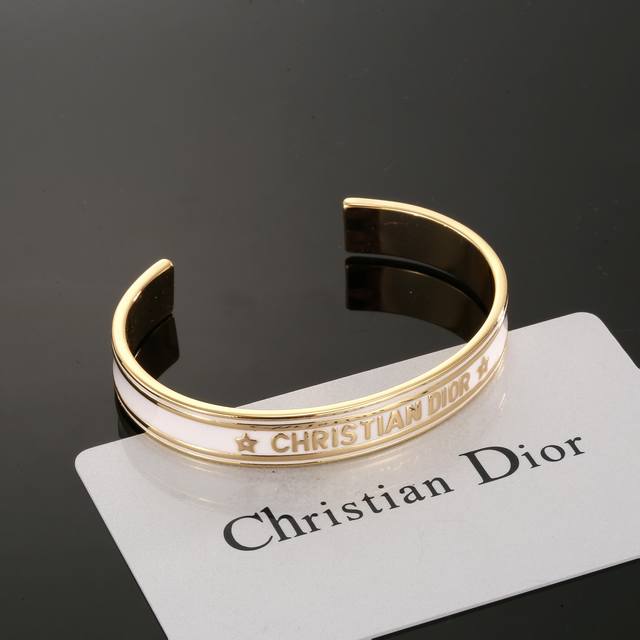 Dior New Arrival Beautiful Open Bracelet, Sweet And Salty, Cd New Bracelet Can B