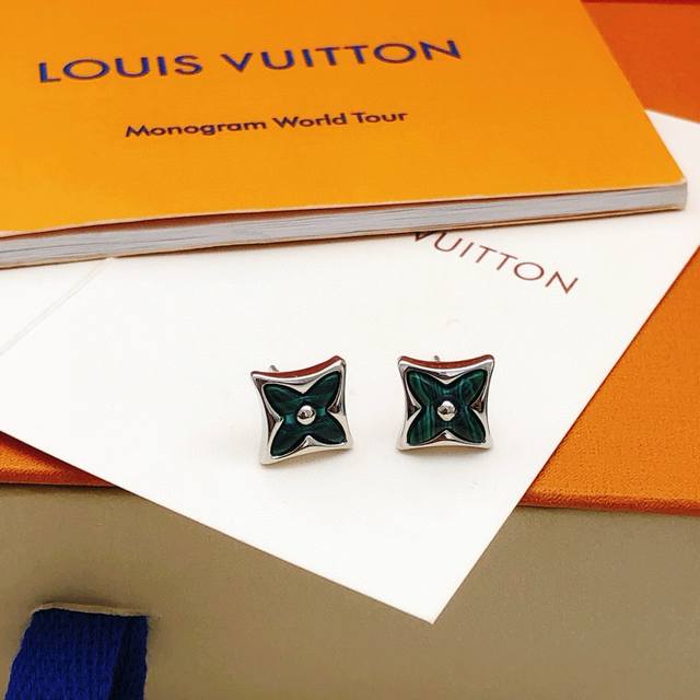 Model No. Led0298 Lv*Latest Style Green Silver Green Mother-Of-Pearl Earrings, Z