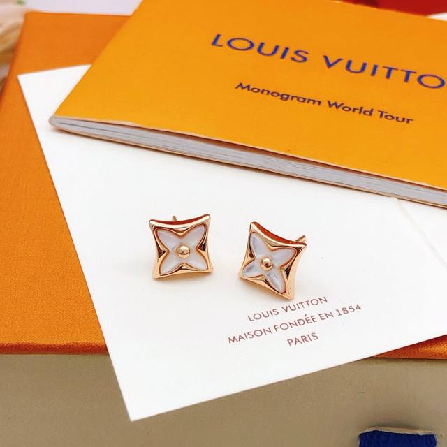 Model No. Led0285 Lv*Latest Style Rose Gold White White Mother-Of-Pearl Earrings