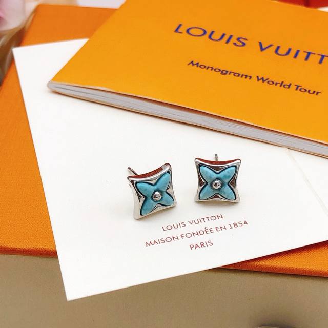 Model No. Led0280 Lv*Latest Blue Blue Mother-Of-Pearl Ear Studs, Zp Brass Materi