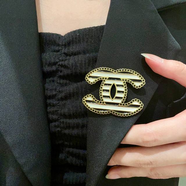 Chanel Double C Diamond-Studded Brooch