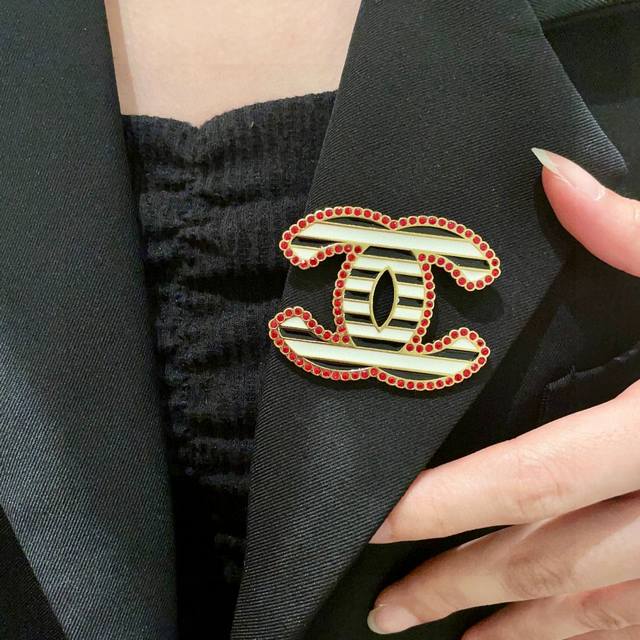 Chanel Double C Diamond-Studded Brooch