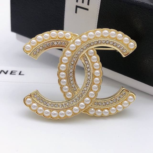 Id Xxz0103 New Pearl And Diamond Brooch