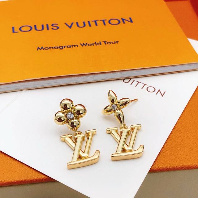 Model No. Led0250 Lv*Latest Gold-Plated Earrings, Zp Brass Material