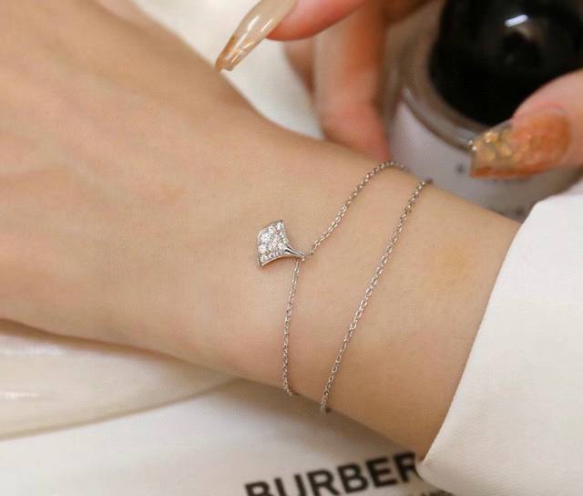 Premium Edition Bvlgari Double-Sided Starry Sky Diamond Bracelet Diva Series Hig