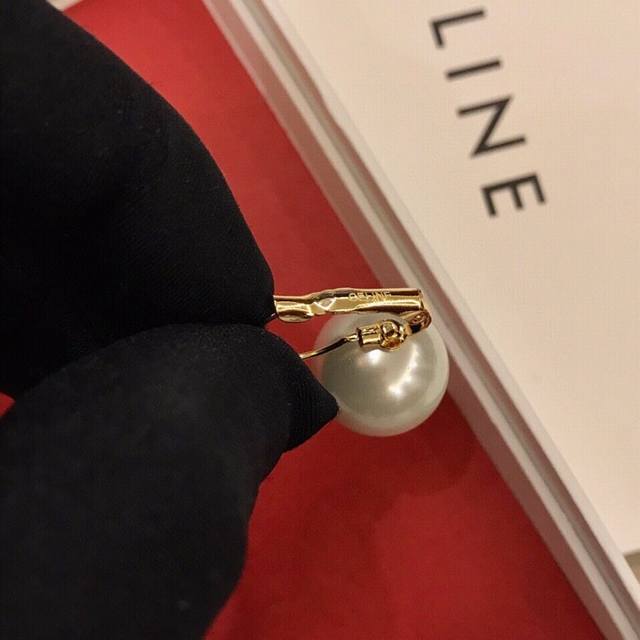 Qianlin New Arrival Double Pearl Earrings, Premium Quality, Fashionable And Eleg