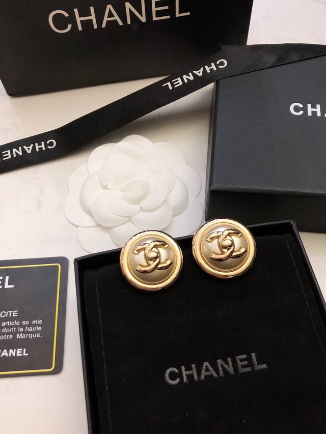 Chanel Earring Bestseller Now Available! Chan 24 Light Gold Double C Earrings Ha