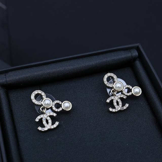 Chanel 25S Coco Double C Letter Pendant Earrings So Elegant, Delicate, And Cute,