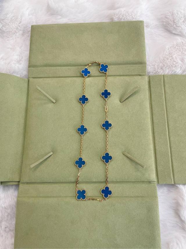 V Gold Material, Vca Gold Color, 10-Flower Blue Agate Four-Leaf Clover Necklace.