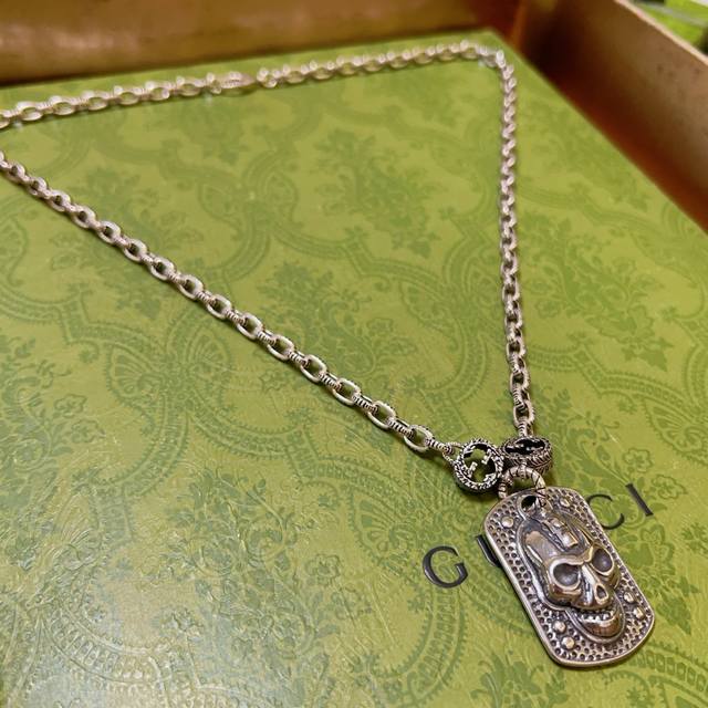 Don't Miss Out! Tiktok Influencer Favorite Gucci Necklace Latest Design With Hig