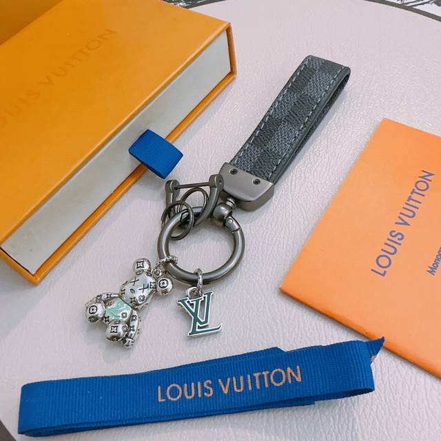 New Release: Lv Keychain, Lv Bag Buckle, Latest-Style Bag Accessory With Higher
