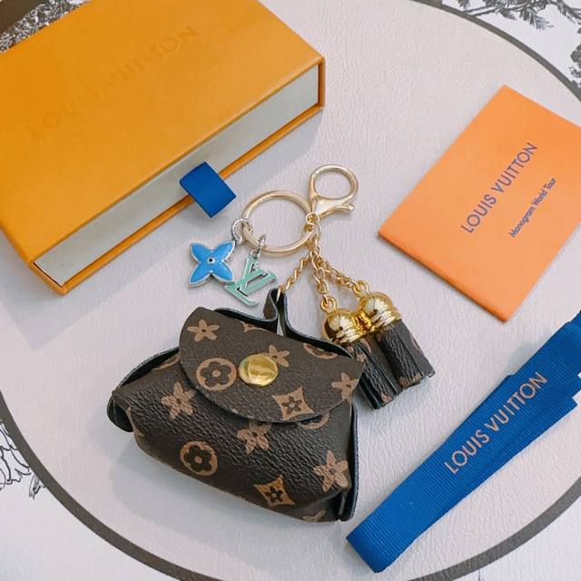 New Release: Lv Keychain, Lv Bag Buckle, Latest Style Bag Accessory, Higher Qual