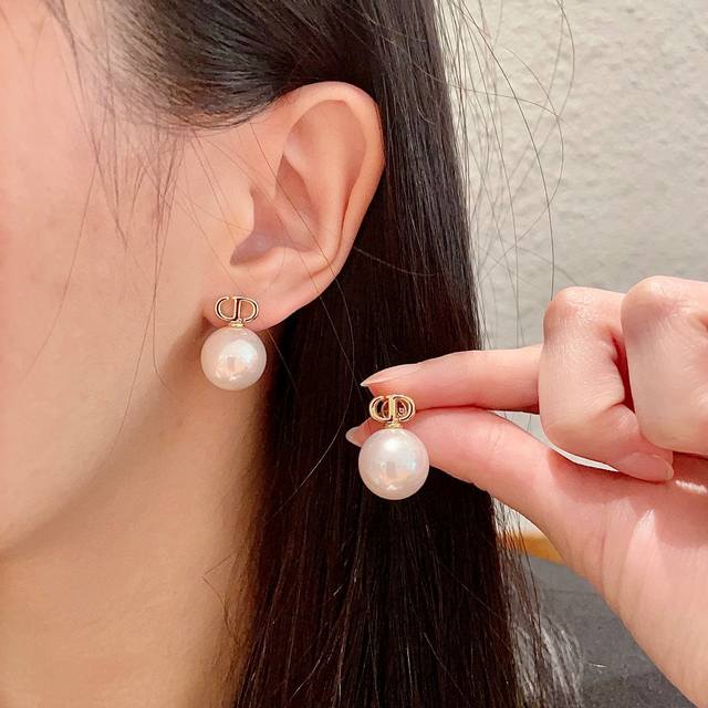 Dior Dior Vintage Earrings, Authentic Store Quality, New Arrival, Selected Origi