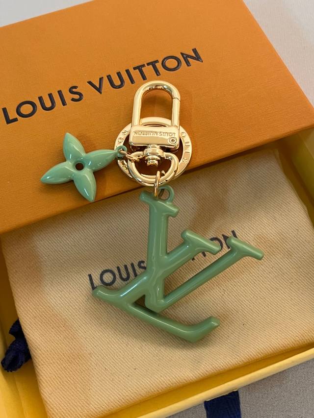 Lv Pop Flower Bag And Keychain Charm Are Perfect For Adding A Signature Touch Of