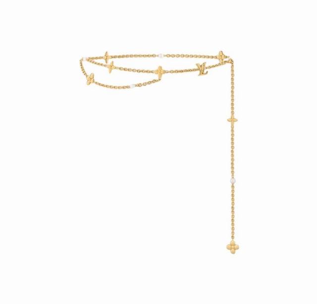 M8655Z Donkey-Style Waist Chain With An Ethereal Vibe. The Waist Chain Features