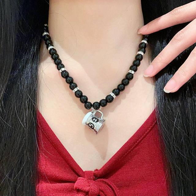 Chanel Vintage Necklace Chanel's Designs Truly Need No Introduction