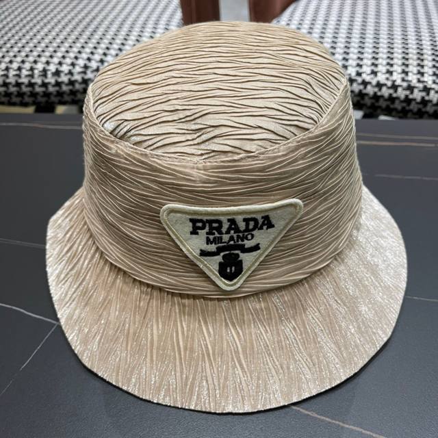 Prada New Arrival Wide-Brimmed Embroidered Sun Hat, Fisherman's Hat, Xiaohongshu