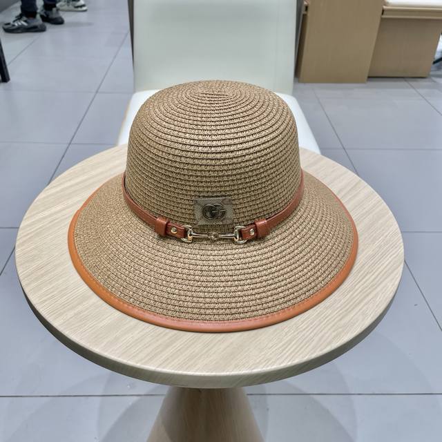 Gucci 2025 New Round-Top Hat, Sun-Protective Straw Hat With Uv-Blocking Brim, He