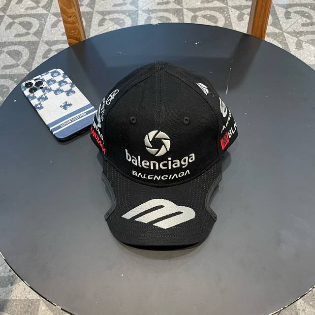 Balenciaga Parisian House New Original Denim Baseball Cap, Black And White Color
