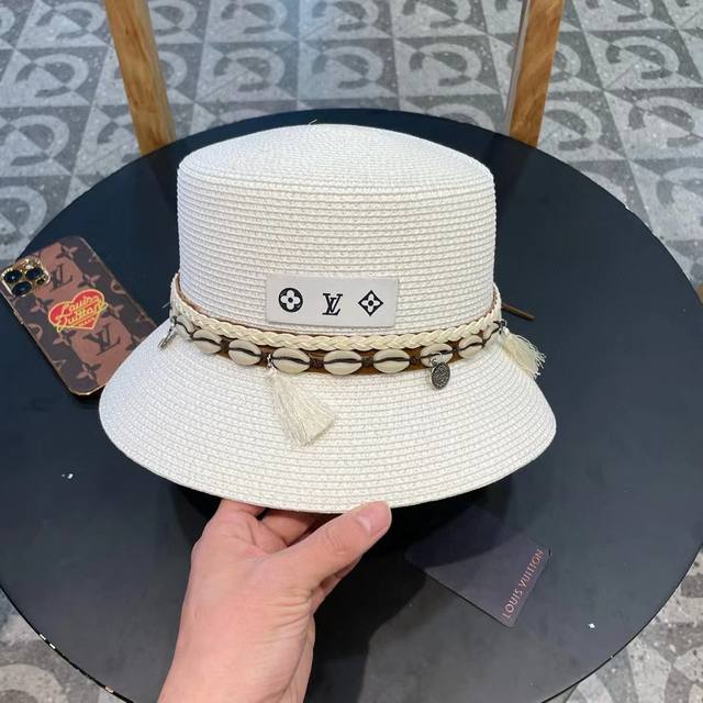 Louis Vuitton New National Feng Shui Straw Hat, A Must-Have For Street Style, Su