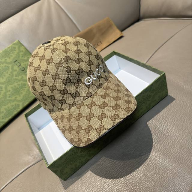 New Arrival! Comes With A Box And Cloth Bag, Gucci's Latest Original Baseball Ca