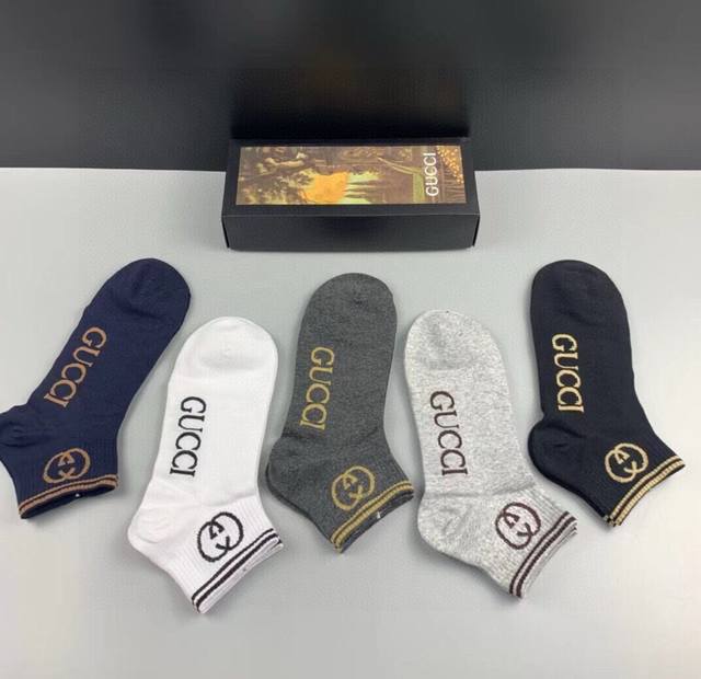 Special Gucci New Arrival Short Socks - One Box Contains Five Pairs. Made From 1