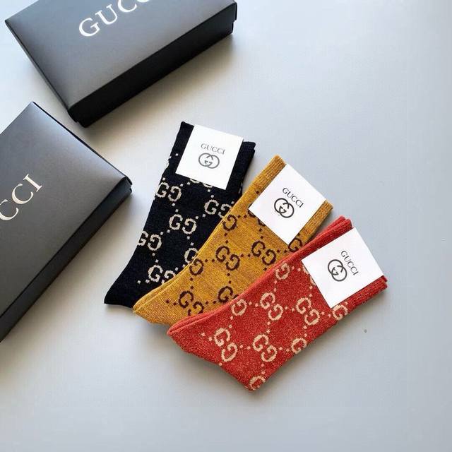 Special Gucci Extremely Popular Style, One Box Of Five Pairs. A Classic Style So