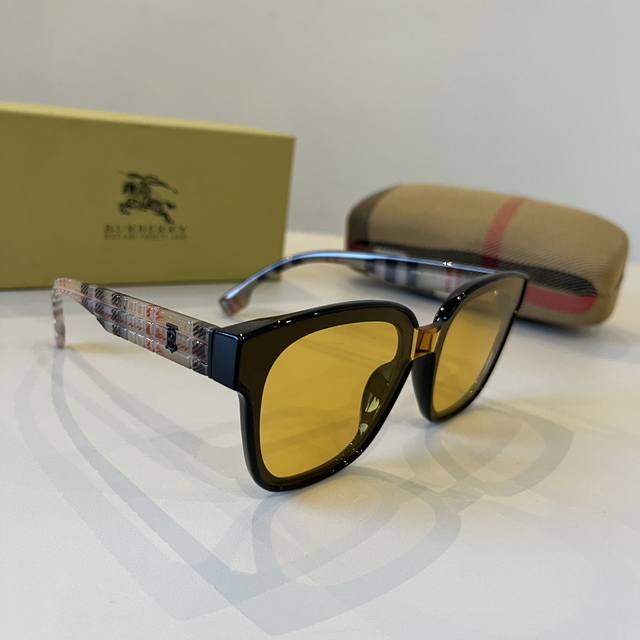Burberry Men's And Women's Sunglasses, International Luxury Brand, Official Webs