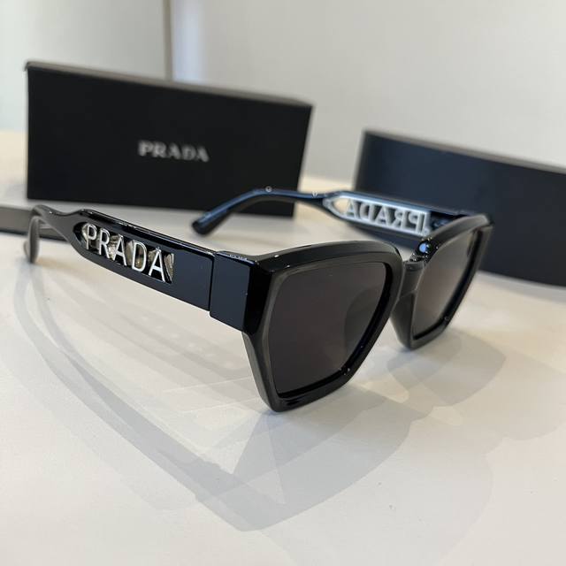 Prada Men's And Women's Sunglasses
